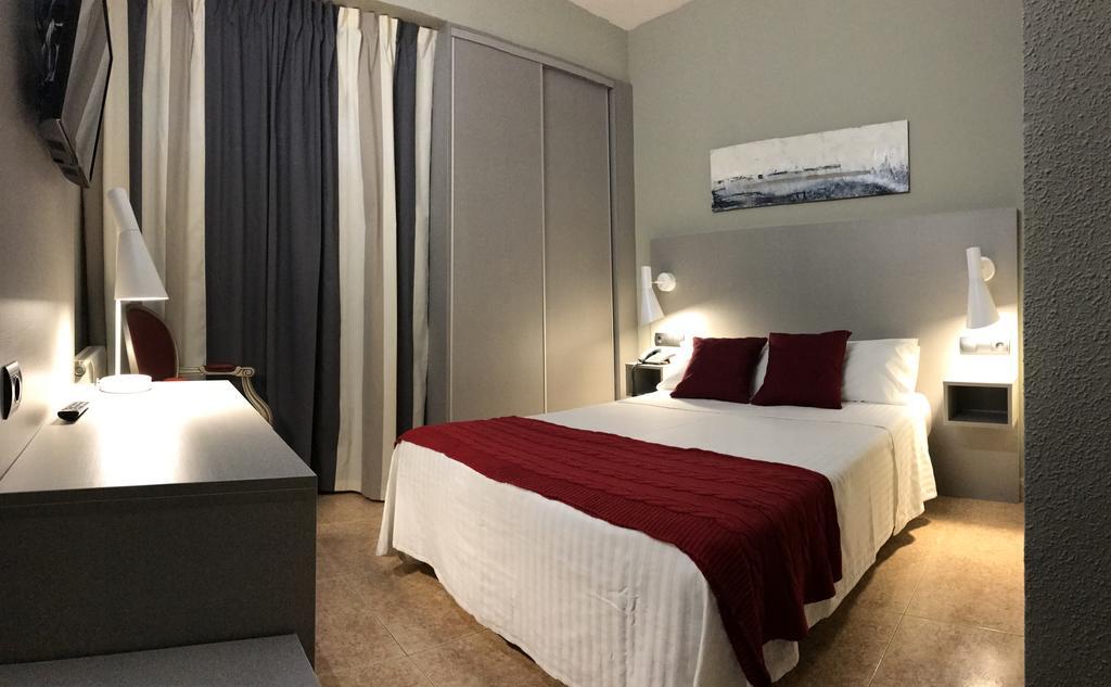 Hotel Valjunco Valencia de Don Juan Buitenkant foto