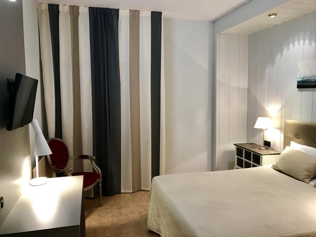 Hotel Valjunco Valencia de Don Juan Buitenkant foto
