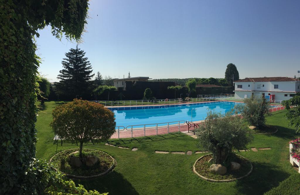 Hotel Valjunco Valencia de Don Juan Buitenkant foto