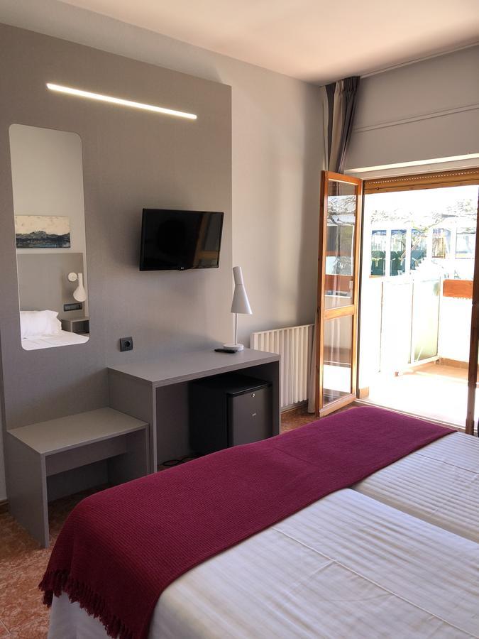 Hotel Valjunco Valencia de Don Juan Buitenkant foto